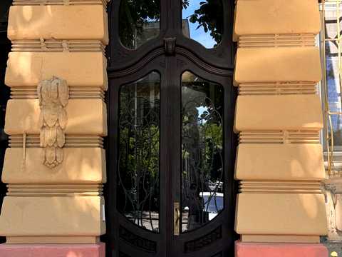 квартира за адресою Кінна вул., 12