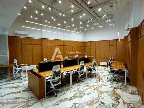 комерційна за адресою Буслівська вул., 12