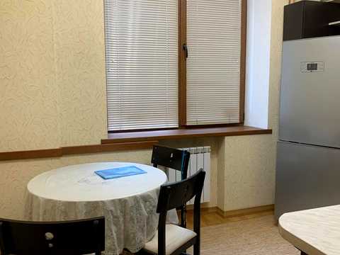 квартира за адресою Почайнинська вул., 44
