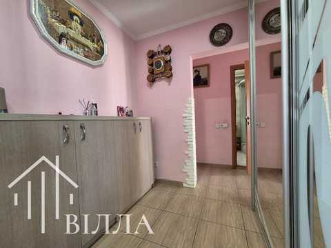 квартира за адресою Леся Курбаса вул., 2