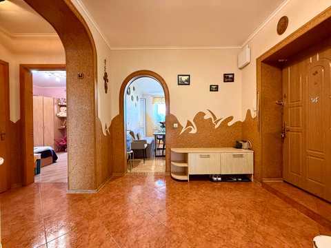 квартира по адресу Степана Бандеры ул., 10-В