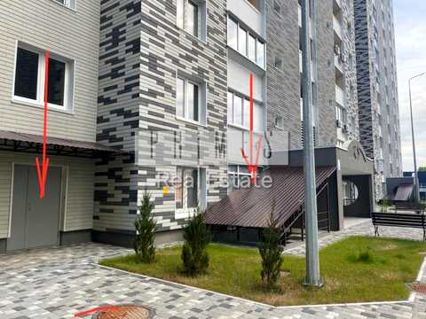комерційна за адресою Ревуцького вул., 54