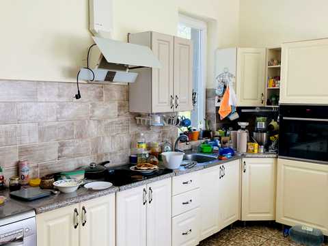 дом по адресу Салютная ул.
