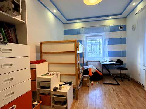 квартира по адресу Андрея Сахарова ул., 19