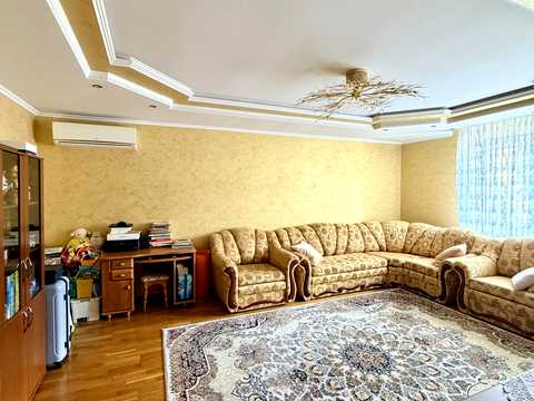 квартира за адресою Драганчука вул., 4