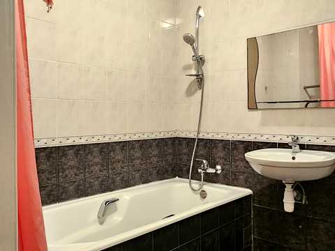 квартира за адресою Бориса Гмирі вул., 1-Б/6