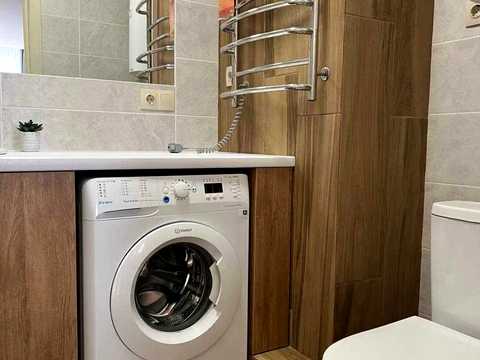 квартира за адресою Дніпровська набережна вул., 14