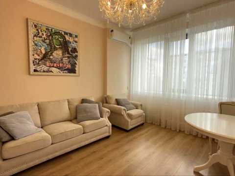 квартира за адресою Дніпровська набережна вул., 14