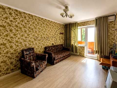 квартира за адресою Ревуцького вул., 7-А