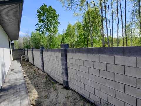 будинок за адресою Українська
