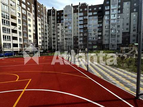квартира по адресу Леоніда Каденюка ул., Будинок Лион
