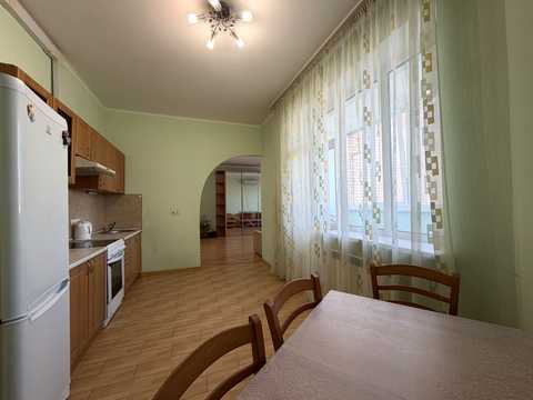 квартира по адресу Вячеслава Черновола ул., 2