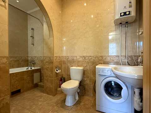 квартира по адресу Вячеслава Черновола ул., 2