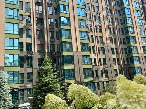 квартира за адресою Героїв Небесної Сотні просп., (Будинок 14/1)