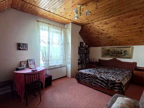 будинок за адресою Садова 4, 146