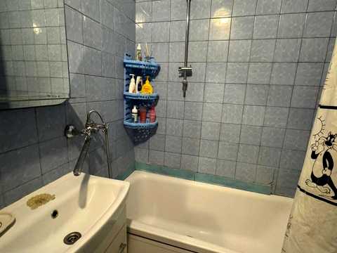 квартира за адресою Івана Нечуя-Левицького вул. (Каруни), 45