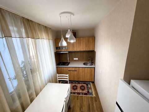 квартира за адресою Металургів просп., 38