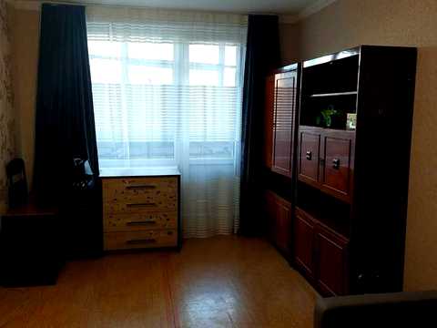 квартира за адресою Валентинівська вул. (Блюхера), 41