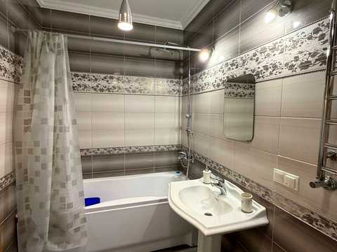 квартира за адресою Юності вул., 3