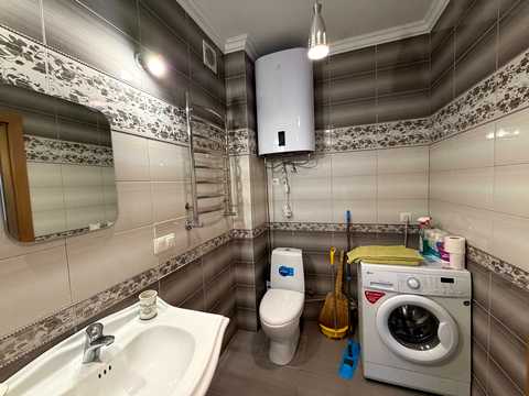 квартира за адресою Юності вул., 3