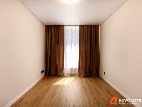 квартира за адресою Олександра Олеся вул., 27-А