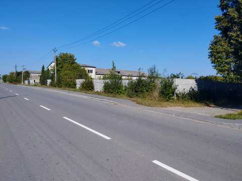 комерційна за адресою Петропавловська вул. (Чапаєва), 1а