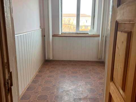 комерційна за адресою Петропавловська вул. (Чапаєва), 1а