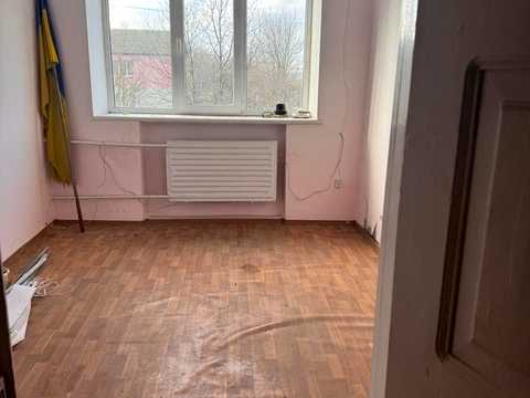 комерційна за адресою Петропавловська вул. (Чапаєва), 1а