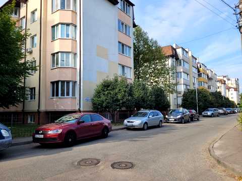 квартира за адресою Молодіжна вул. (Піонерська), 24