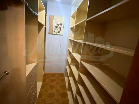 квартира за адресою Анни Ахматової вул., 43