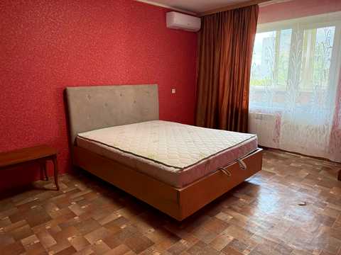 квартира за адресою Ревуцького вул., 11-Г