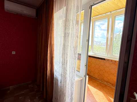 квартира за адресою Ревуцького вул., 11-Г
