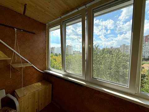 квартира за адресою Ревуцького вул., 11-Г