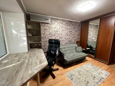 квартира за адресою Академіка Янгеля вул., 10