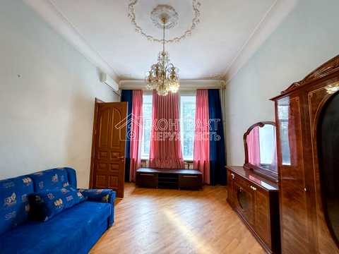 квартира за адресою Куликівський узвіз (Революції), 14