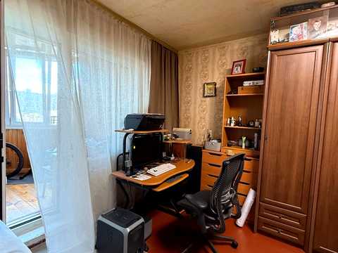 квартира за адресою Ревуцького вул., 44