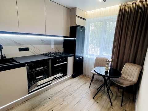 квартира за адресою Космонавтів просп., 71