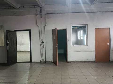 коммерческая по адресу Молодіжна ул., 258