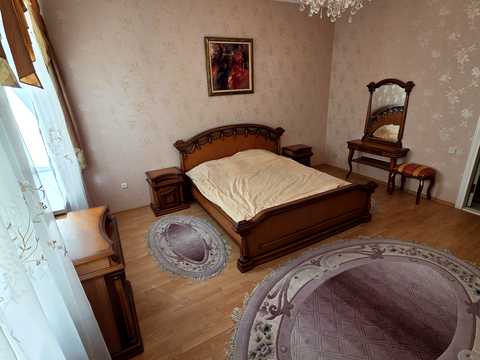 квартира за адресою Погранична вул. (Чигрина), 244-Б