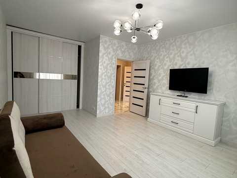 квартира за адресою Кирила і Мефодія вул., 27В