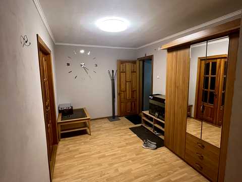 квартира за адресою Азербайджанська вул. (Бакинських Комісарів), 16/1