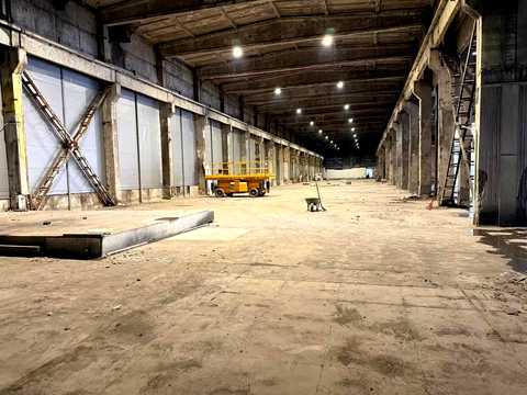 комерційна за адресою Будівельників вул., 34