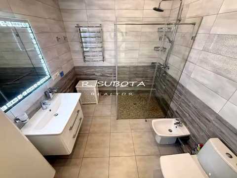 дом по адресу Петра Яцика ул. (Воронежская), 24