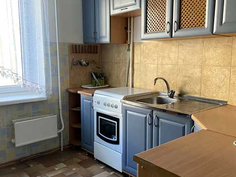 квартира за адресою Молодіжна, 42