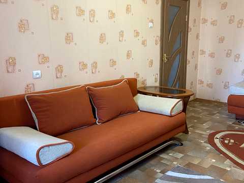 квартира за адресою Молодіжна, 42