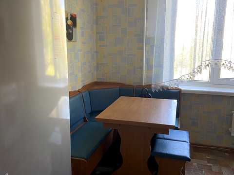 квартира за адресою Молодіжна, 42