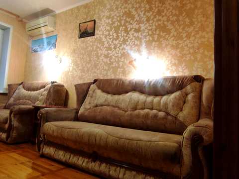 квартира за адресою Алана Шепарда вул. (Суворова), 7