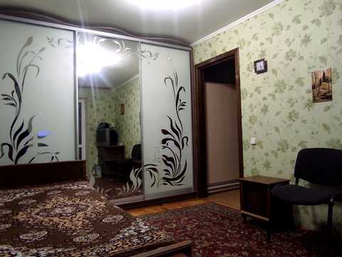 квартира за адресою Алана Шепарда вул. (Суворова), 7