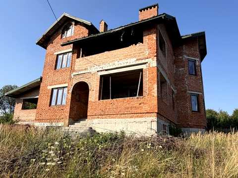 будинок за адресою Чорновола