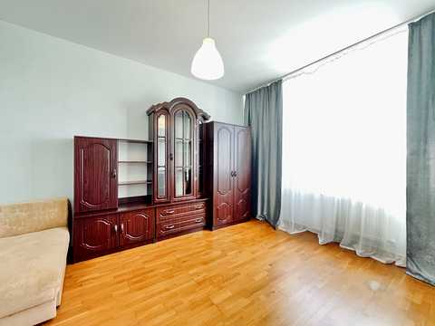 квартира по адресу Вишнева ул., 17